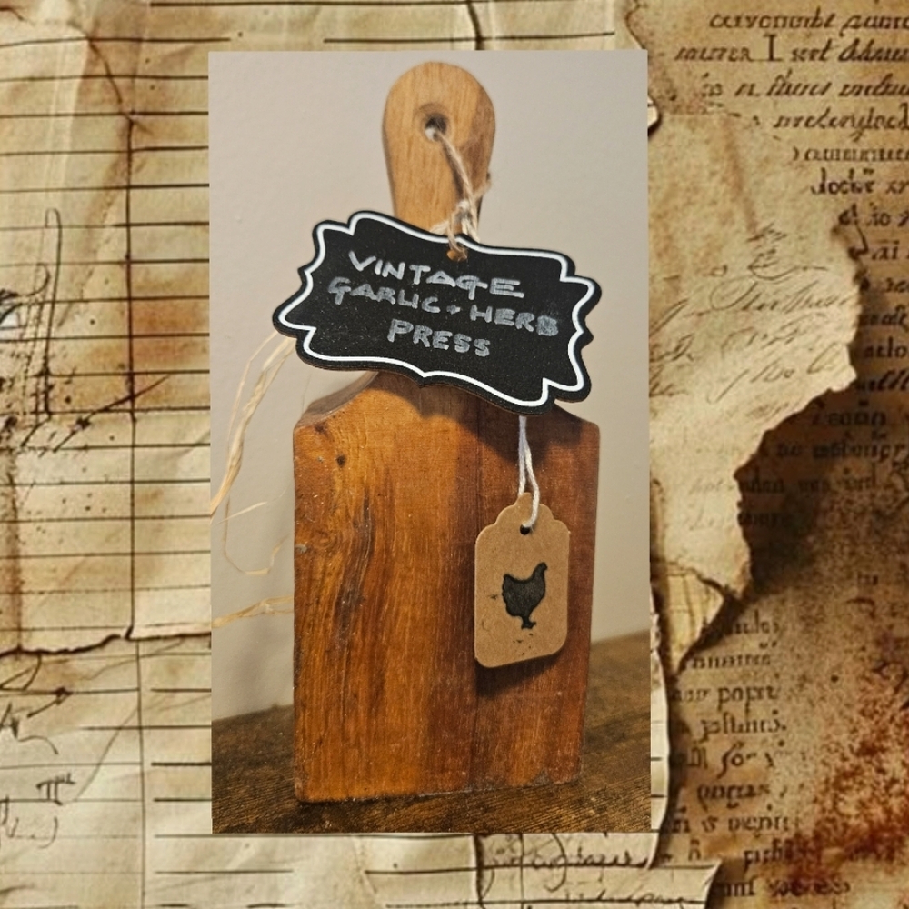 Wooden Garlic Herb Press - Picture 4 of 4